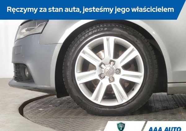 Audi A4 cena 36000 przebieg: 136159, rok produkcji 2009 z Kępno małe 379